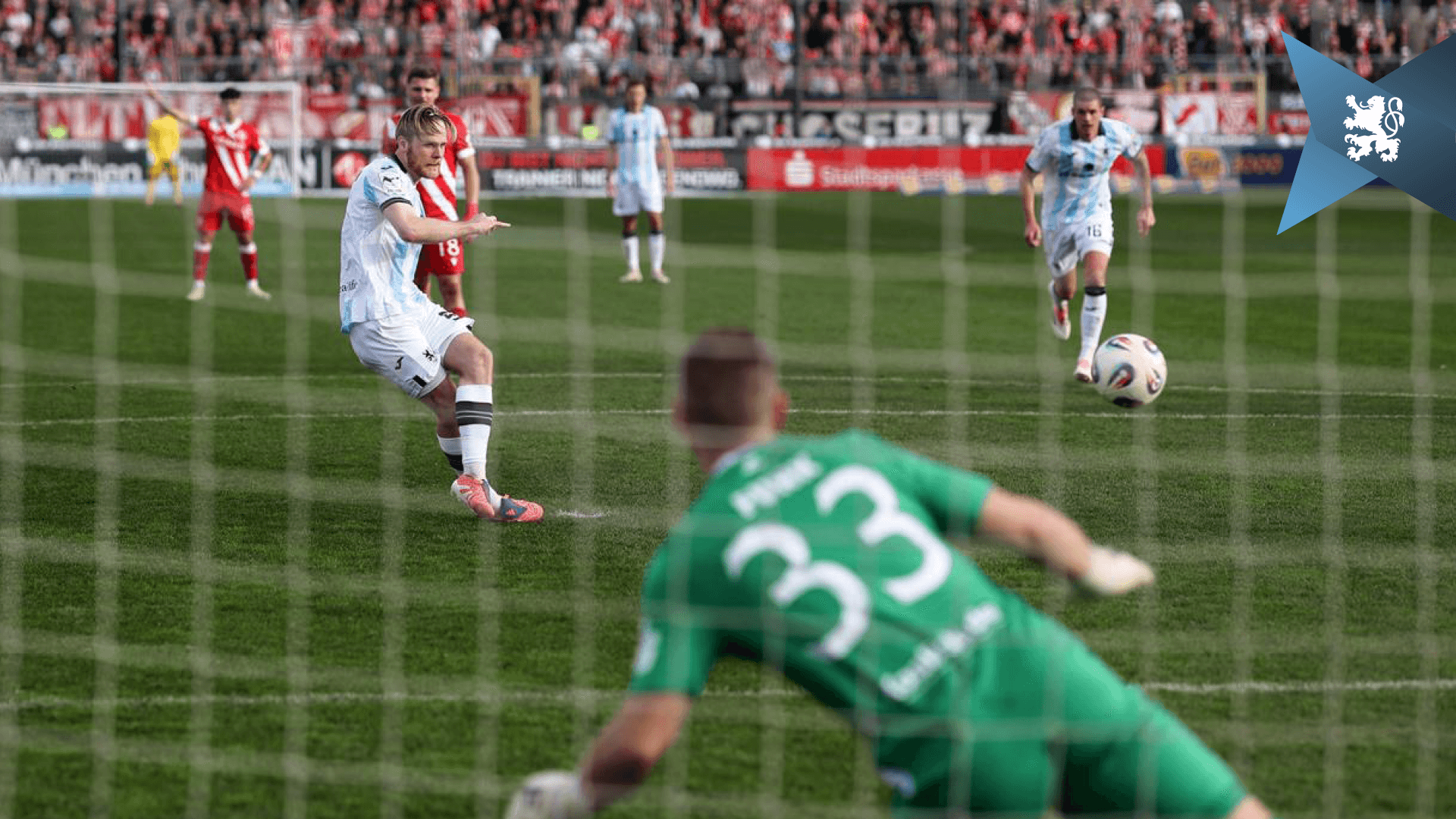 Löwen stürzen erneut Spitzenreiter: 3:0-Sieg über Energie Cottbus.