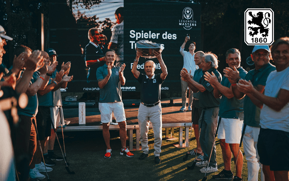 Erfolgreiche Löwen beim 1. newonads Legendenmasters: Fredi Heiß wird „Spieler des Turniers“, das Team Dritter.
