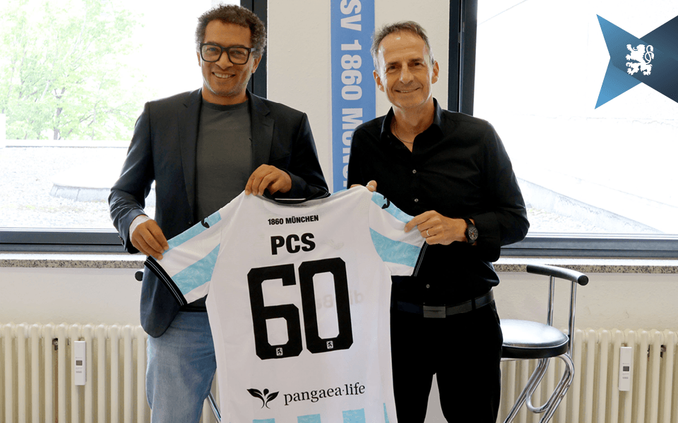 Mario Zuppa (re.), Geschäftsführer der PCS München GmbH, und Wilson Pearce (li.), Associate Director von Löwen-Vermarkter Infront.